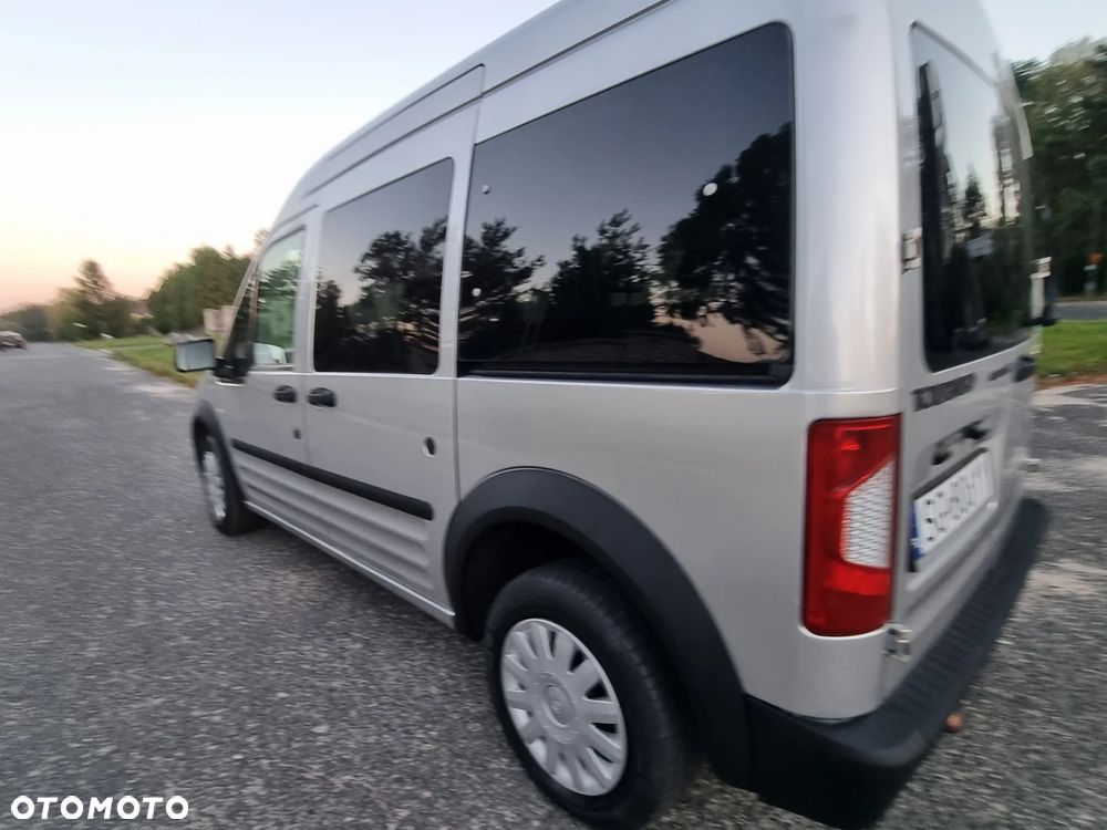 Ford Transit Connect 200 SWB Limited - 17