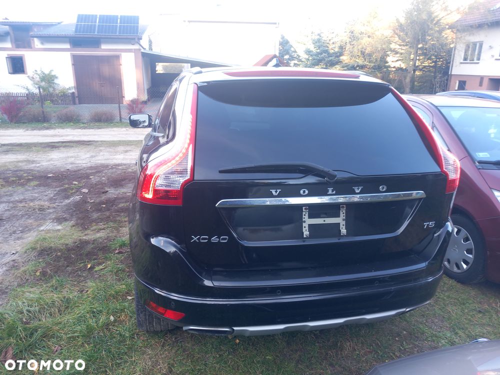 Volvo XC 60 T5 Drive-E Summum - 6