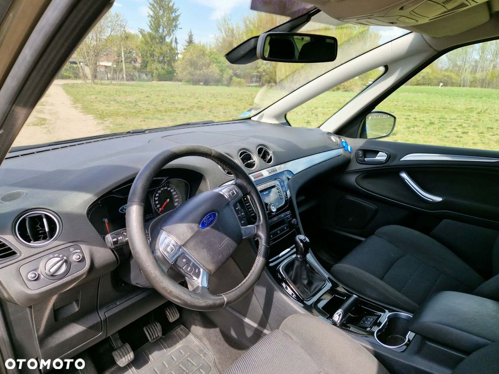 Ford S-Max - 9