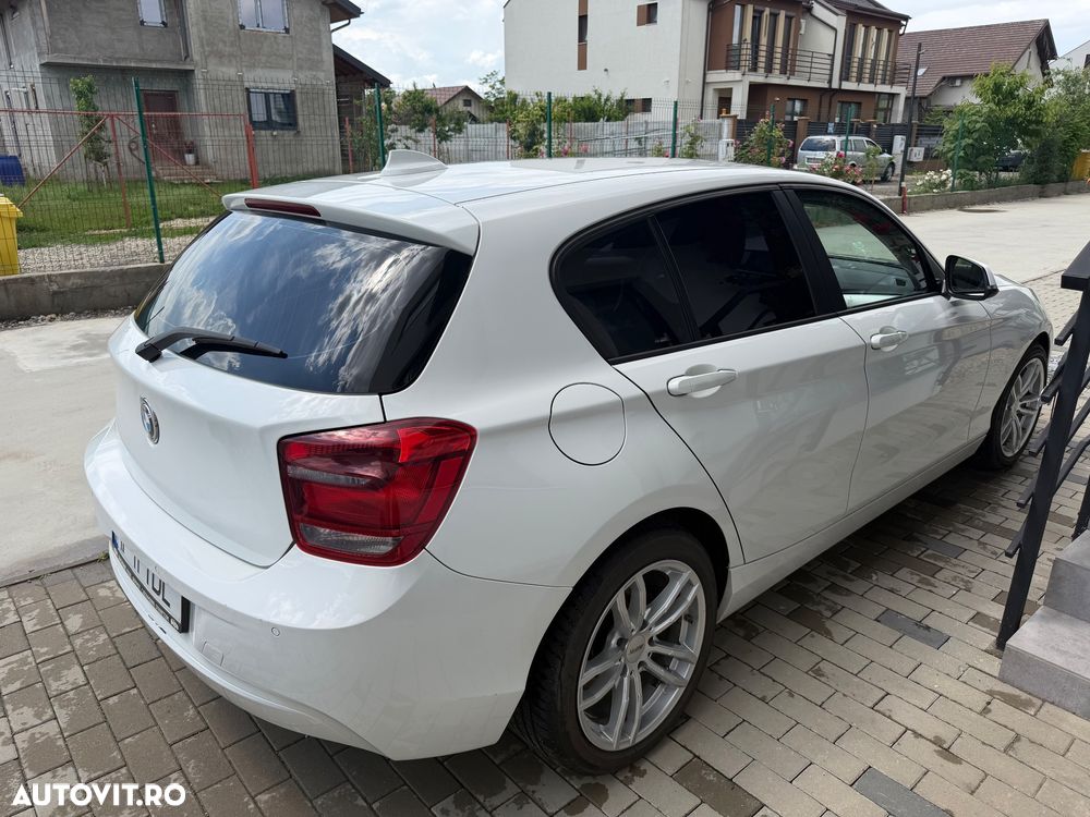 BMW Seria 1 120d - 4