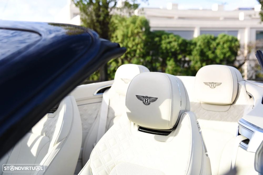 Bentley Continental Cabrio GT V8 - 26