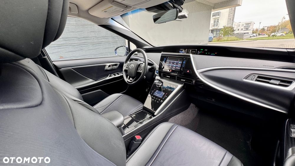 Toyota Mirai 2015