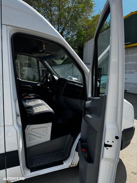 Volkswagen Crafter - 11