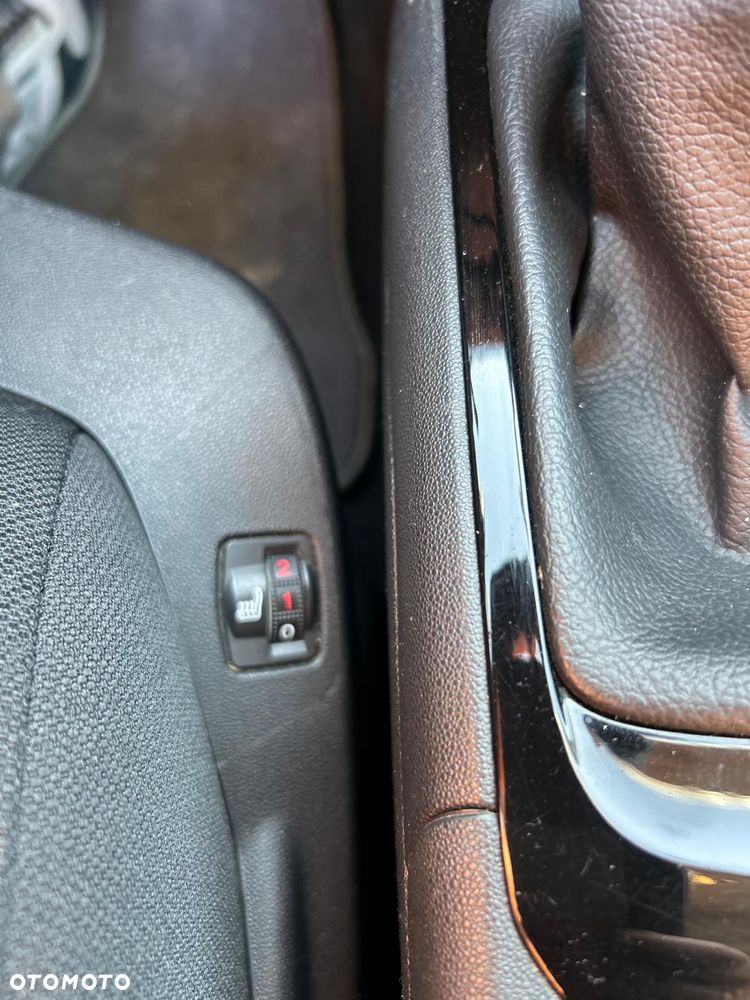 Citroën C4 Grand Picasso 1.2 PureTech Feel S&S - 23