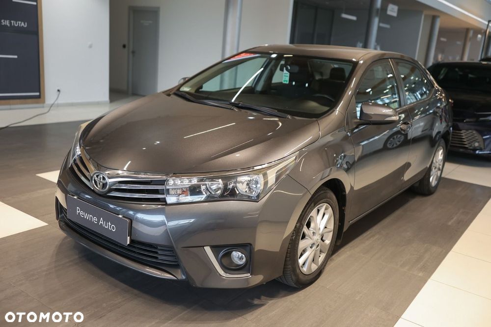Toyota Corolla - 13