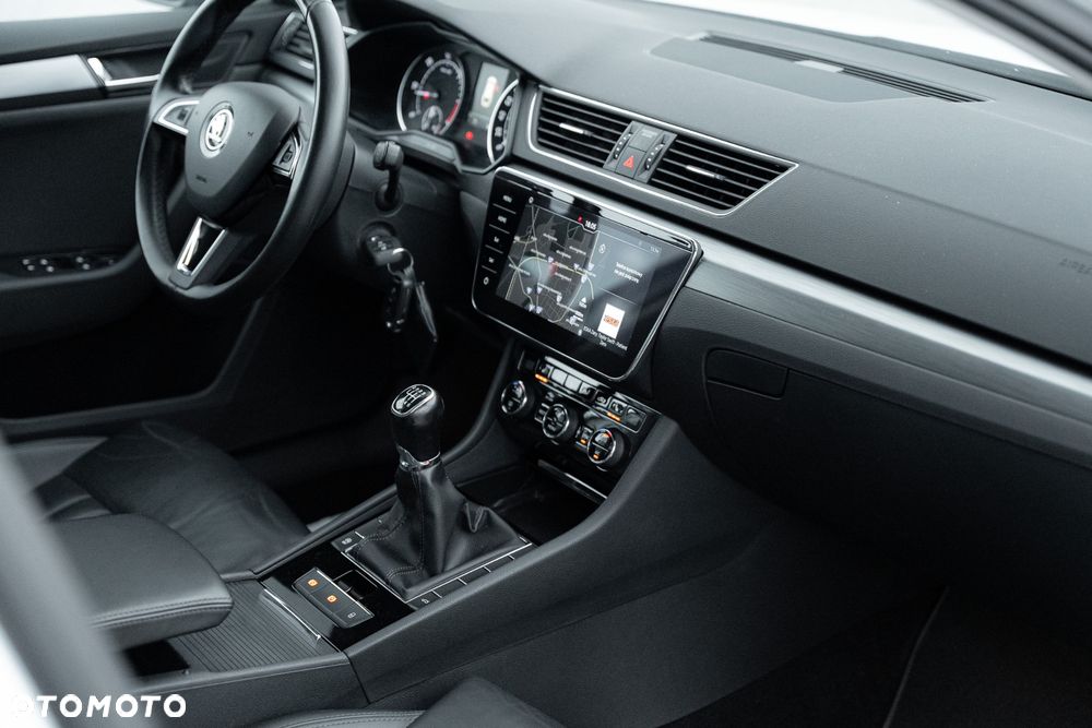Skoda Superb 2.0 TDI L&K - 16