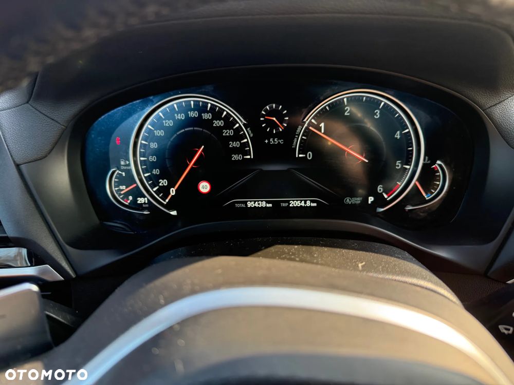 BMW X3 xDrive20d Luxury Line - 12