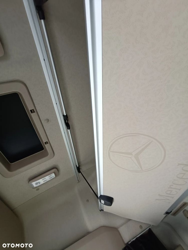 Mercedes-Benz ACTROS 510KM - 4