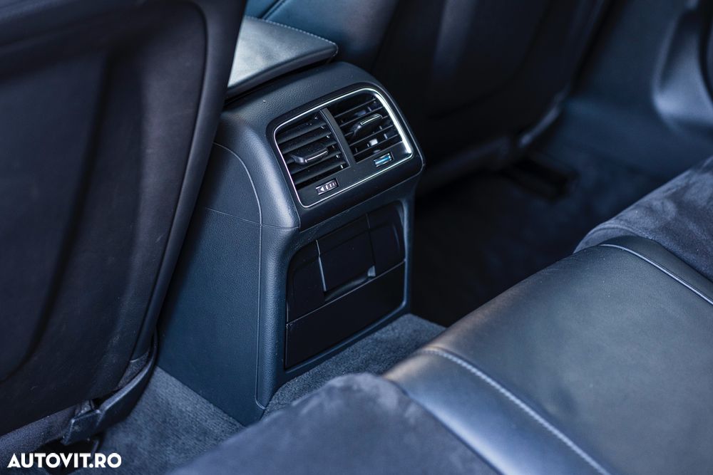 Audi A4 Avant 2.0 TDI DPF multitronic S line Sportpaket - 33