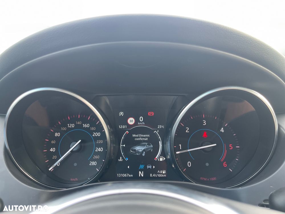 Jaguar F-Pace 20d AWD Aut. R-Sport - 18