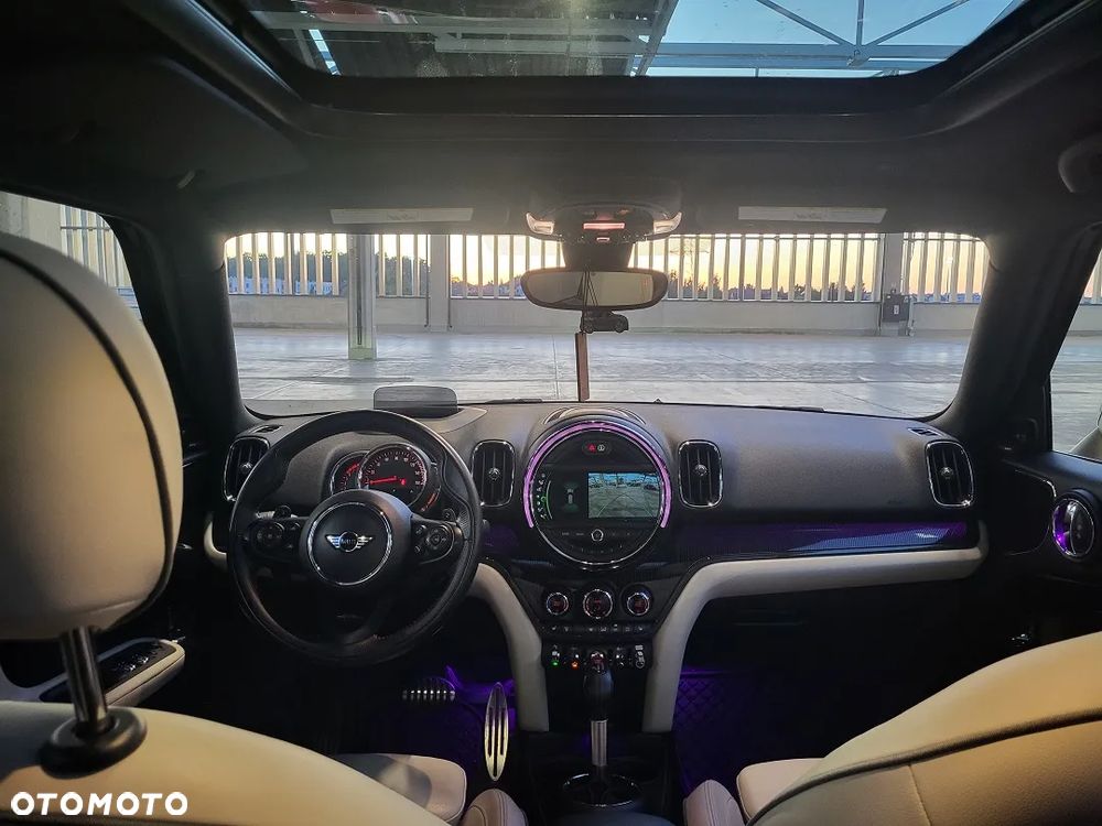 MINI Countryman JCW ALL4 - 9