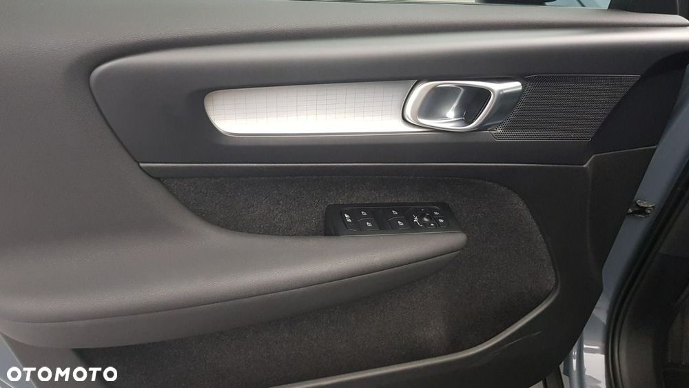 Volvo XC 40 - 19