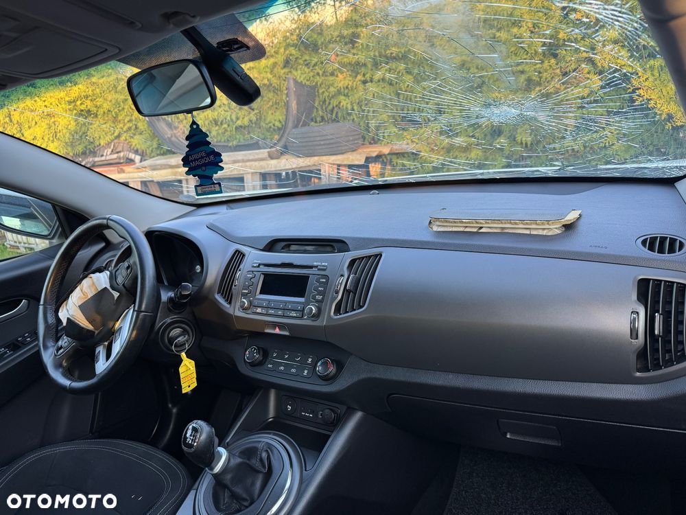 Kia Sportage 1.7 CRDI 2WD ISG Dream-Team Edition - 10