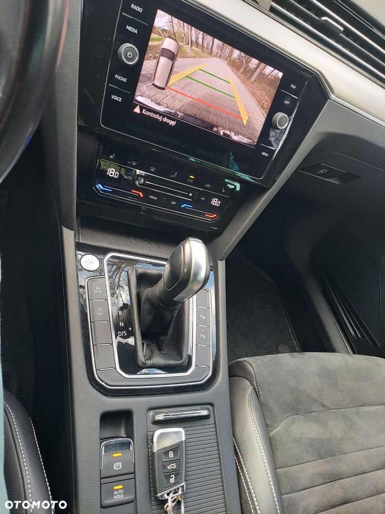 Volkswagen Passat 2.0 TSI Business DSG - 15