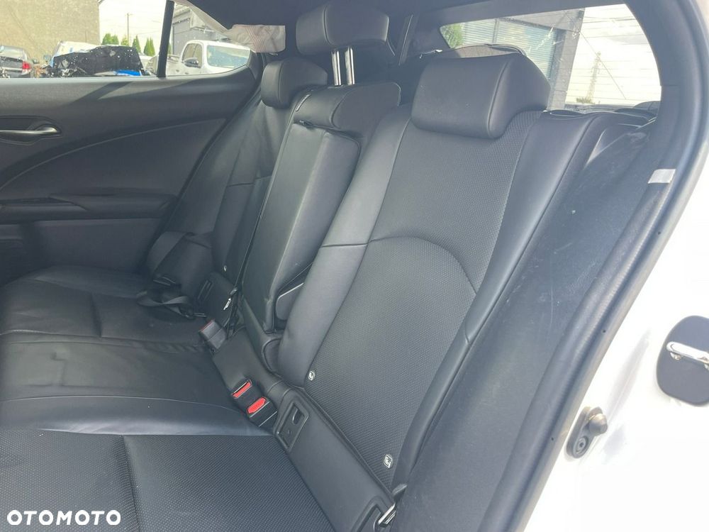 Lexus UX 250h GPF Business 2WD - 13