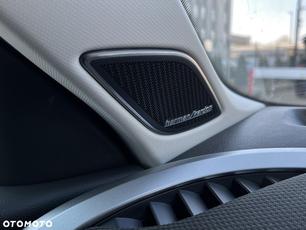 Volkswagen T-Roc - 37