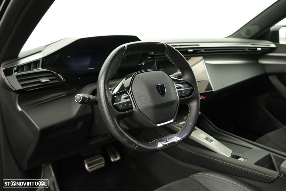 Peugeot 308 1.2 PureTech GT EAT8 - 7
