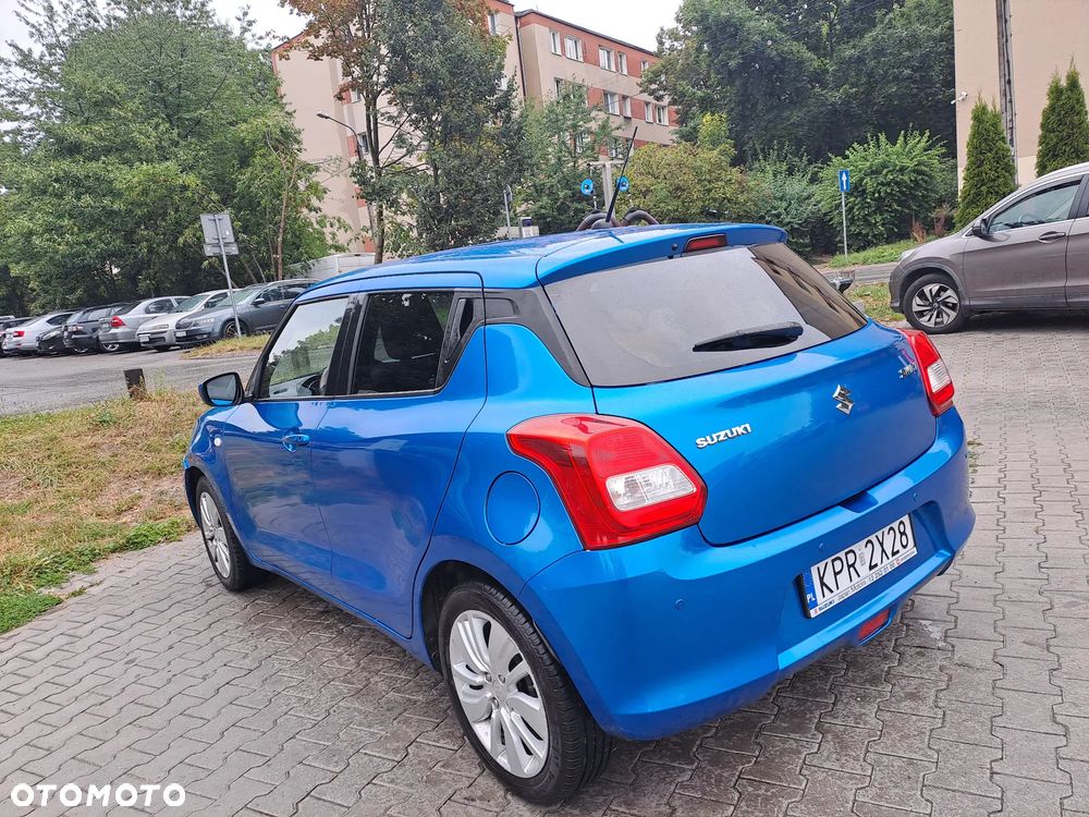 Suzuki Swift 1.2 Premium Plus - 8