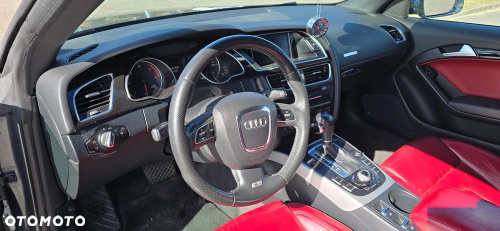 Audi A5 Cabrio - 24