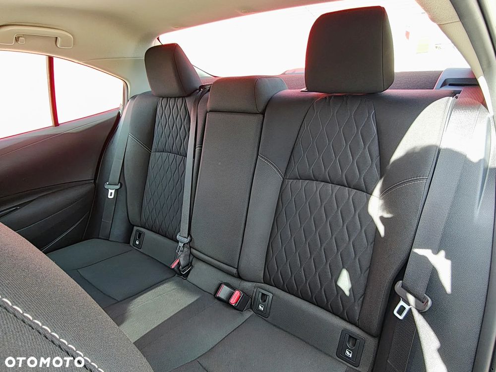 Toyota Corolla 1.8 Hybrid Comfort - 17