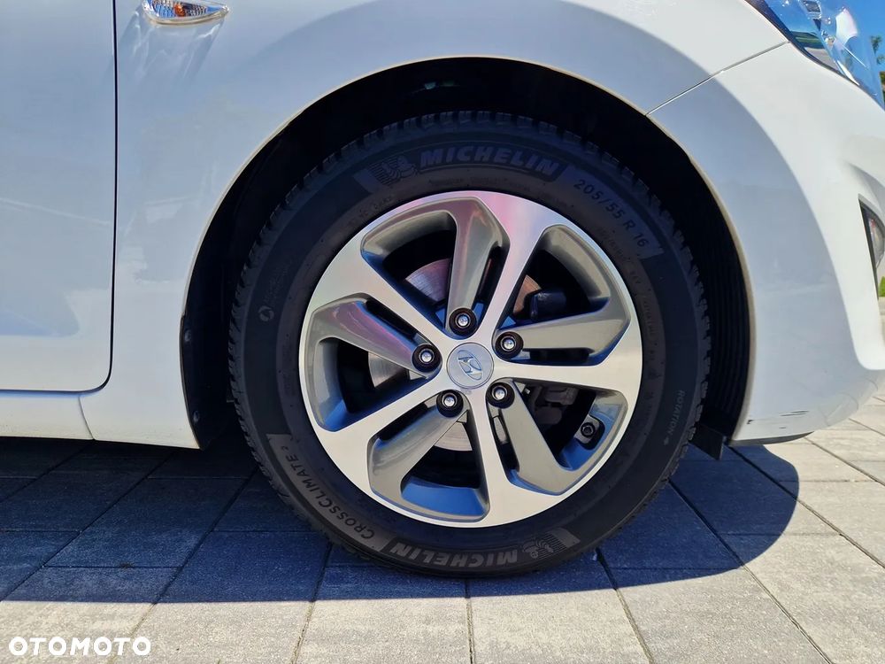 Hyundai i30 blue 1.4 YES Silver - 14
