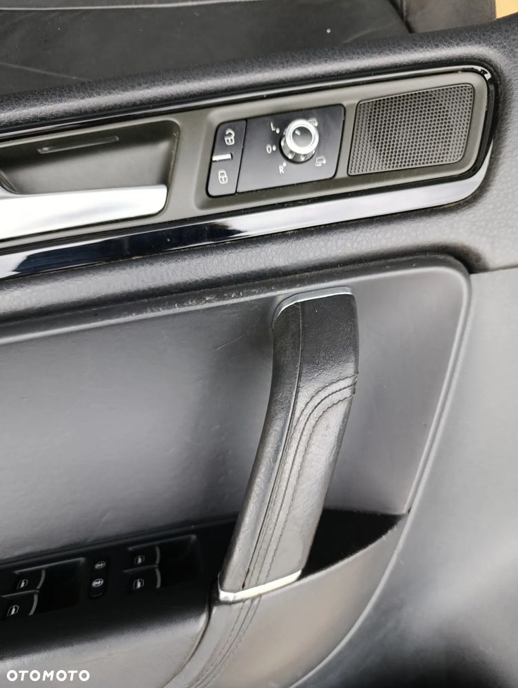 VW TOUAREG II 2 7P FOTELE SIEDZENIA BOCZKI KOMPLET GRZANE PÓŁSKÓRA EUROPA - 10