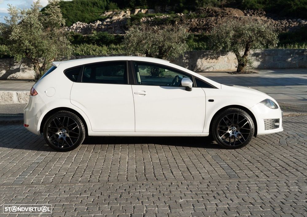 SEAT Leon 2.0 TDI FR DPF - 35