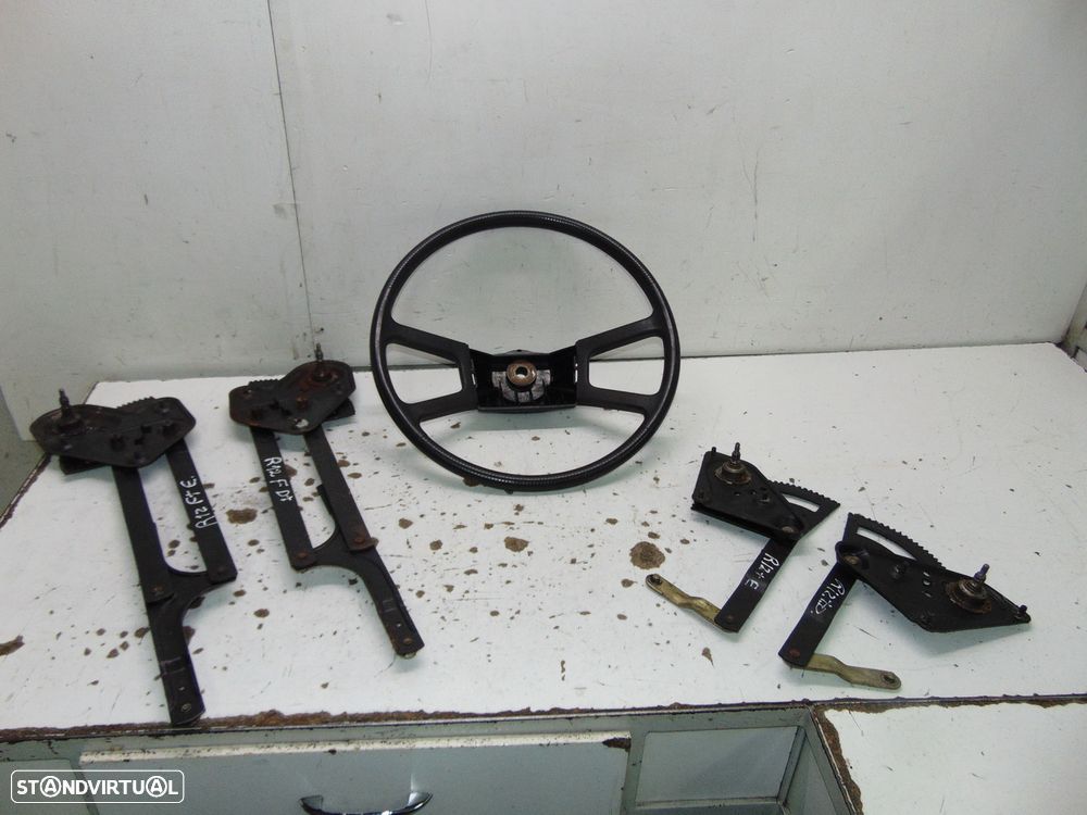 Renault 12 carrinha elevadores/Volante - 1