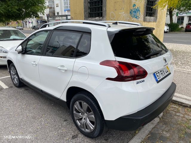 Peugeot 2008 1.2 PureTech Style - 14