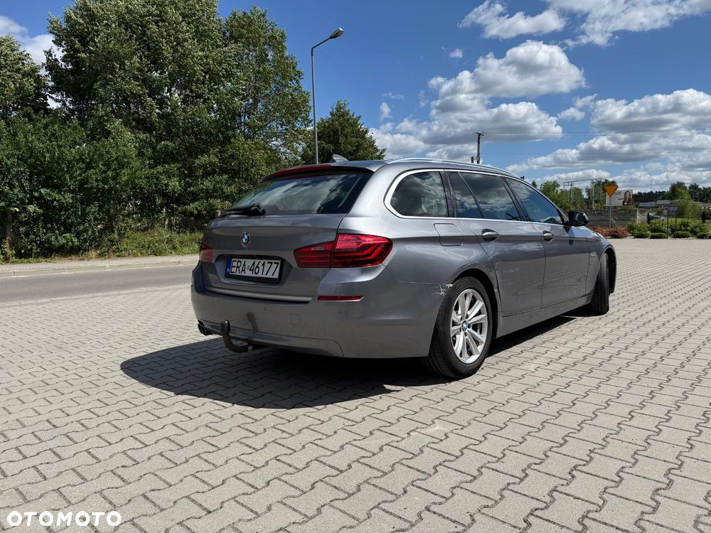 BMW Seria 5 530d xDrive Luxury Line - 16