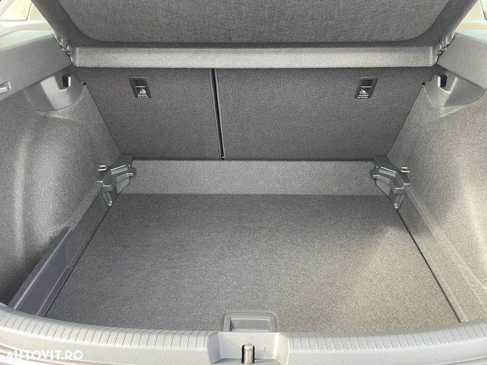 Volkswagen Taigo - 29