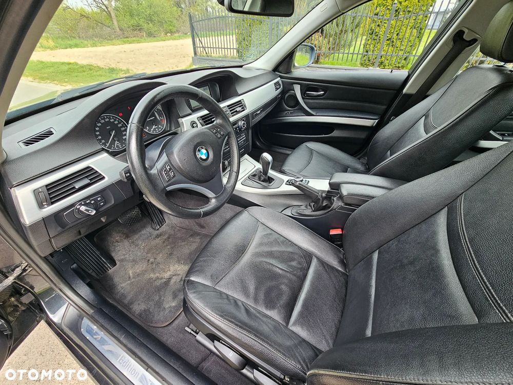 BMW Seria 3 320d DPF Edition Sport - 8