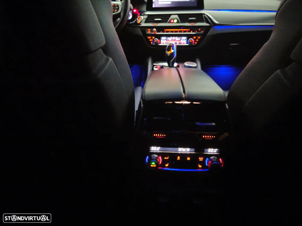 BMW M550d xDrive Aut. - 24