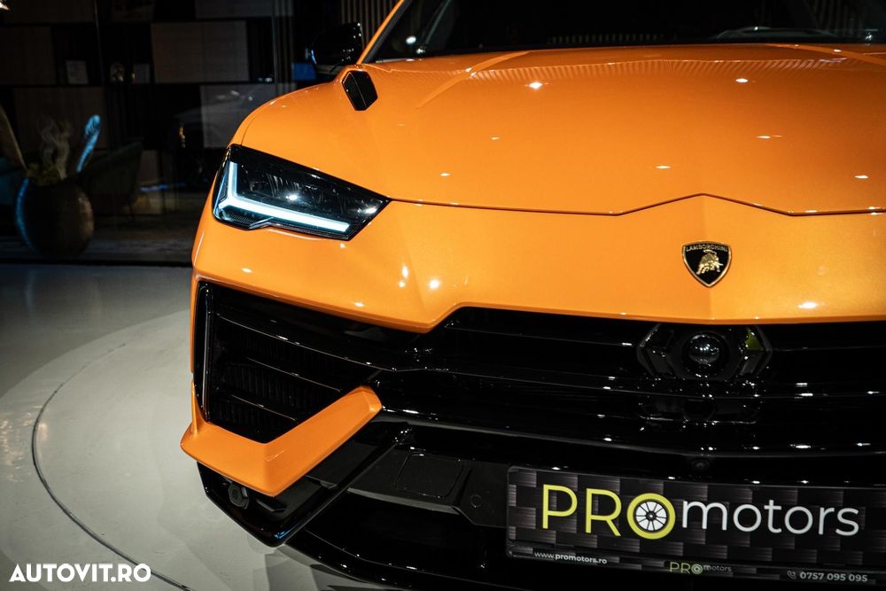 Lamborghini URUS - 9