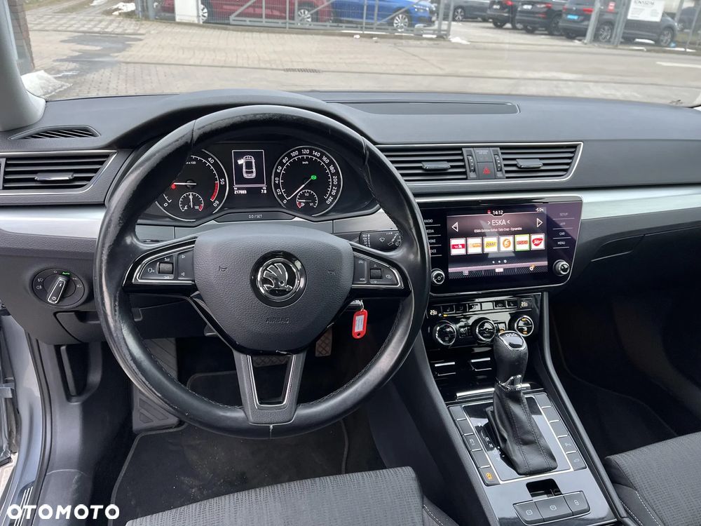 Skoda Superb 2.0 TDI SCR Ambition DSG - 13
