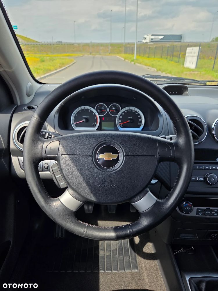 Chevrolet Aveo 1.4 16V LT - 15