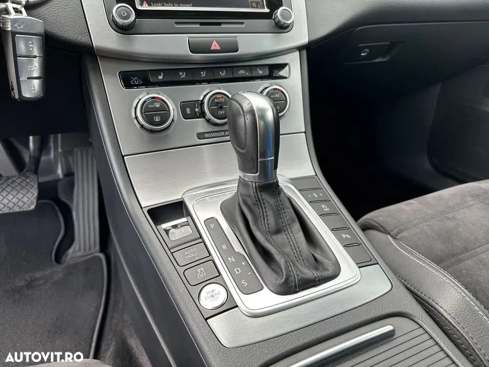 Volkswagen Passat CC 2.0 TDI BlueMotion Technology DSG - 19