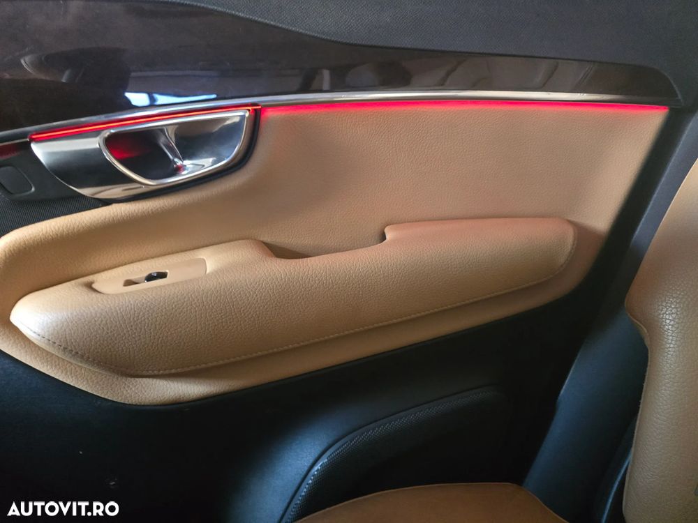Volvo XC 90 D5 AWD Inscription - 11