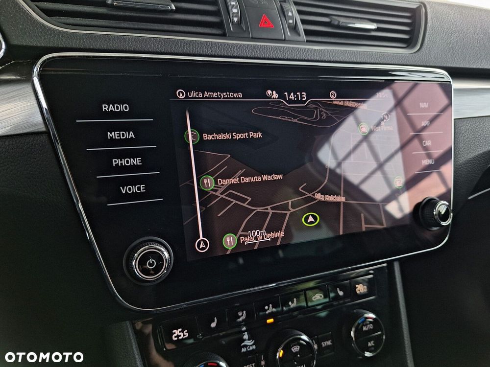 Skoda Superb 2.0 TDI SCR Style DSG - 33