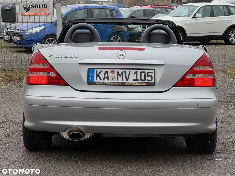 Mercedes-Benz SLK - 11