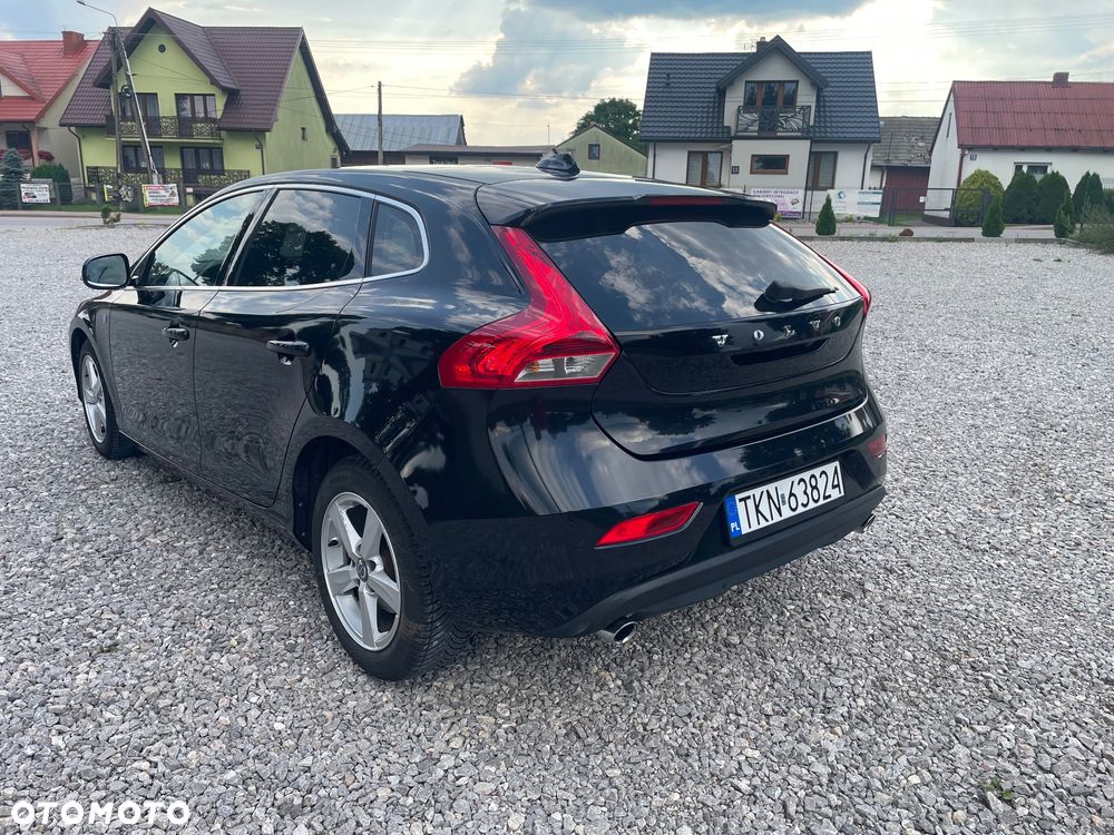 Volvo V40 D4 Drive-E Ocean Race - 6