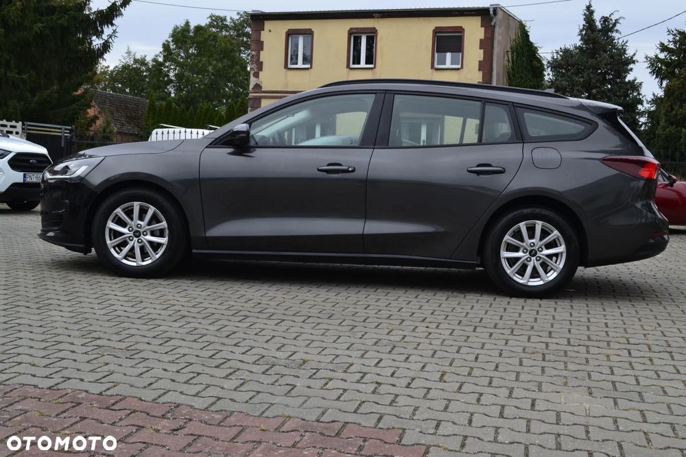 Ford Focus 1.0 EcoBoost Hybrid ACTIVE - 7