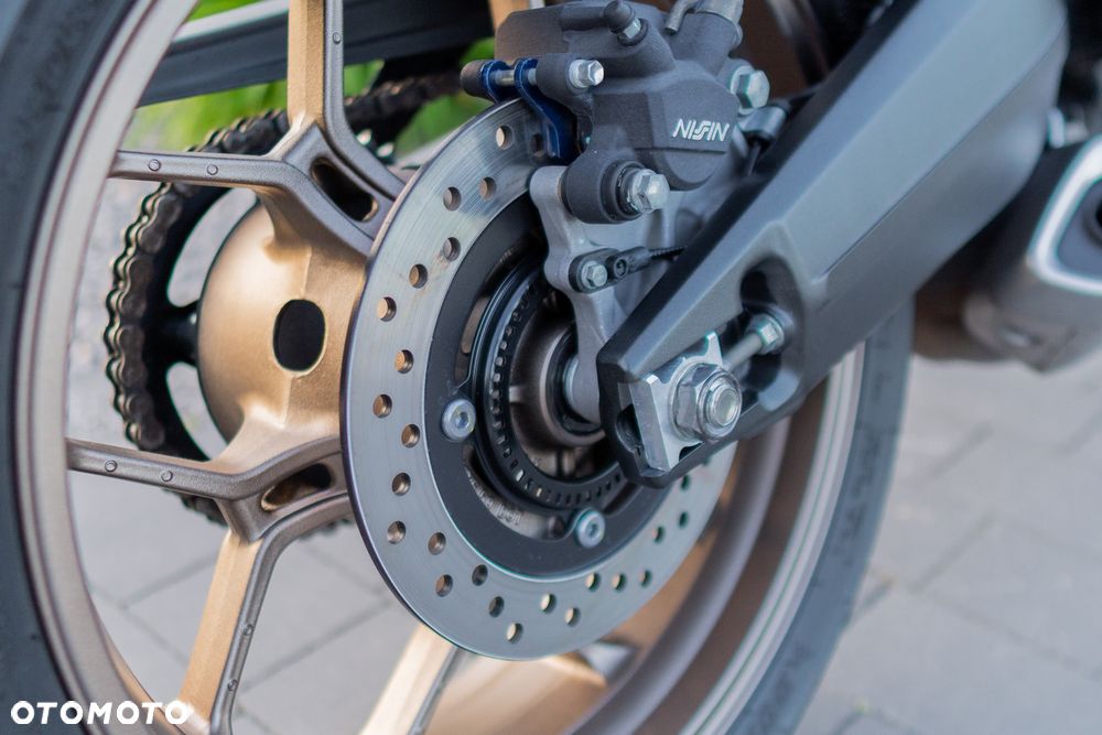 Honda CB - 25