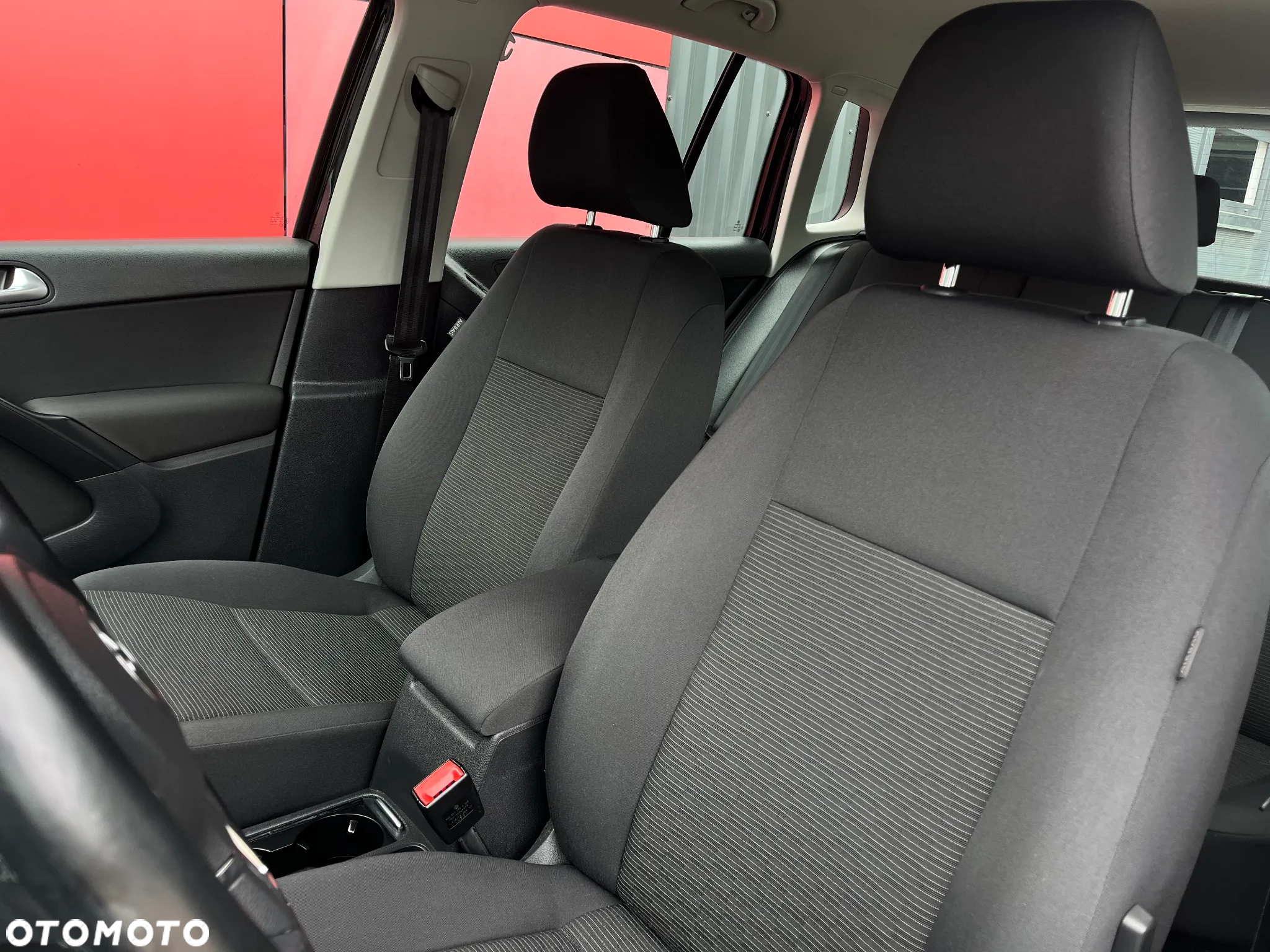 Volkswagen Tiguan 1.4 TSI Trend&Fun - 12
