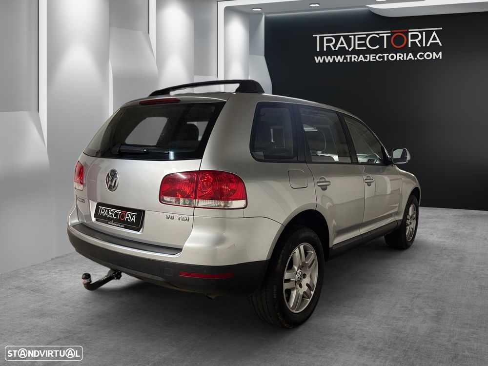 VW Touareg 3.0 TDI V6 Tiptronic - 2