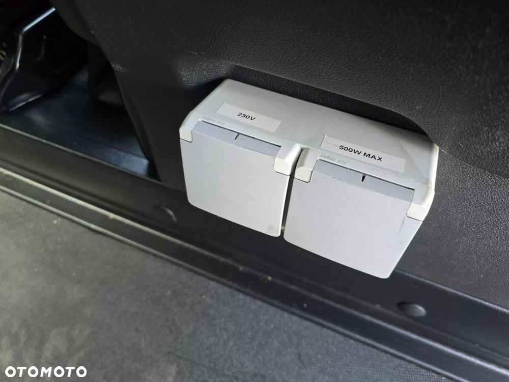 Renault Trafic - 23