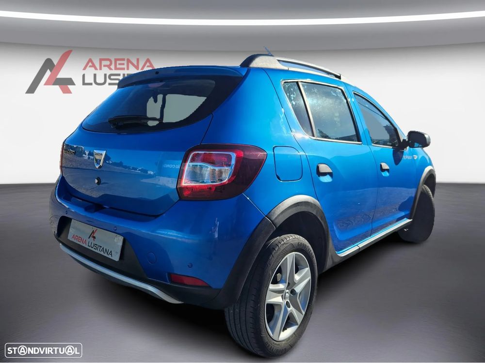 Dacia Sandero 0.9 TCe Stepway - 11