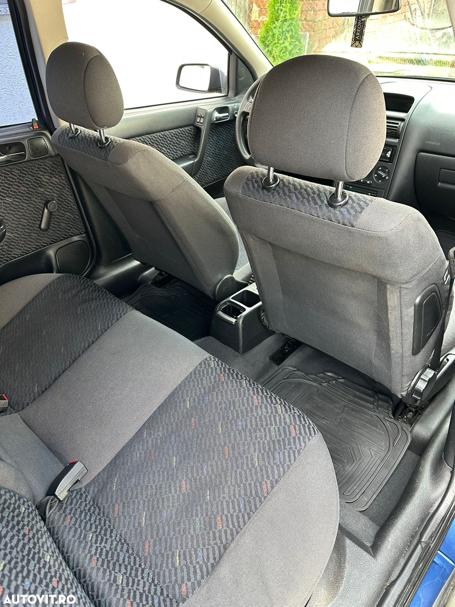 Opel Astra 1.6 - 8