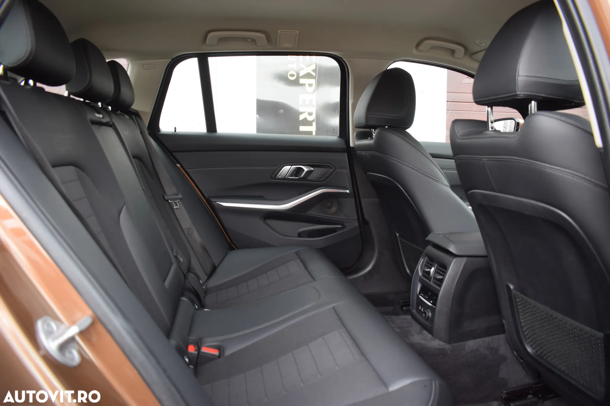 BMW Seria 3 320d Touring Aut. Sport Line - 14