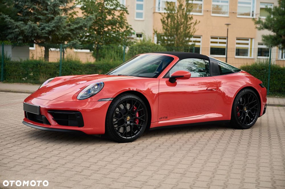Porsche 911 Targa 4 GTS - 6
